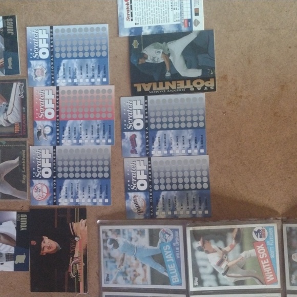 Vintage Baseball Card Collection - Picture 3 of 4